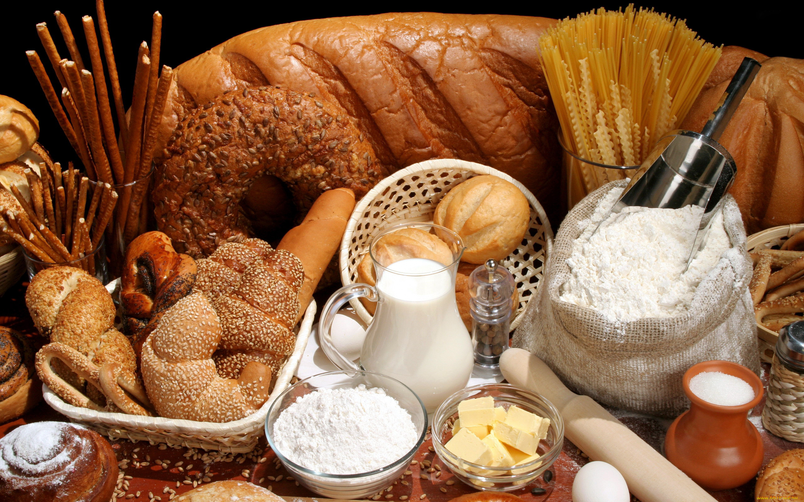 Колбаса сахар хлеб. Хлеб и молоко. Хлеб и хлебобулочные изделия. Мучные кондитерские изделия. Сырье для кондитерских изделий.